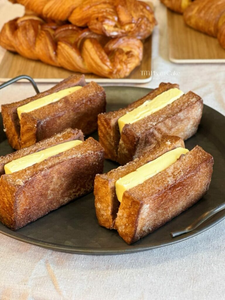 Bánh Toast