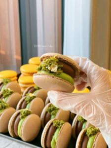 Macaron Pistachio Chocolate