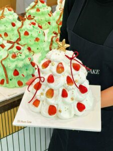 Christmas Tree Cake